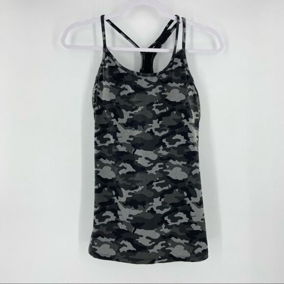 ✨Camo Omemee Tank✨  - Picture 4 of 6